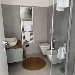 3b Big Black Building Apartament Borgonovo Val Tidone