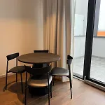 3b Big Black Building Apartament *