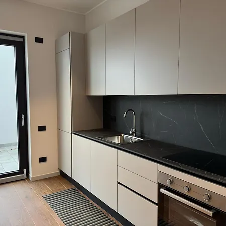 3b Big Black Building