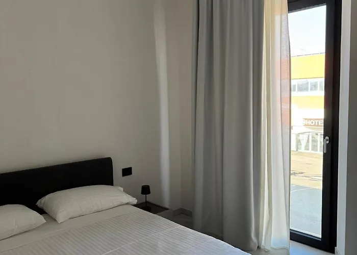 Апартаменты 3b Big Black Building Borgonovo Val Tidone